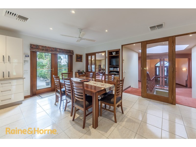 60 The Parkway, Sunbury VIC 3429