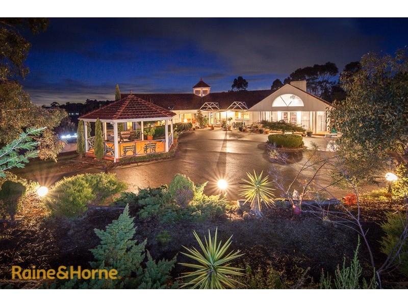 60 The Parkway, Sunbury VIC 3429