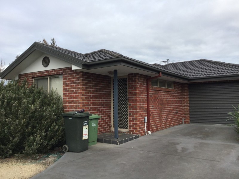 1/17 Grout Court, Sunbury VIC 3429