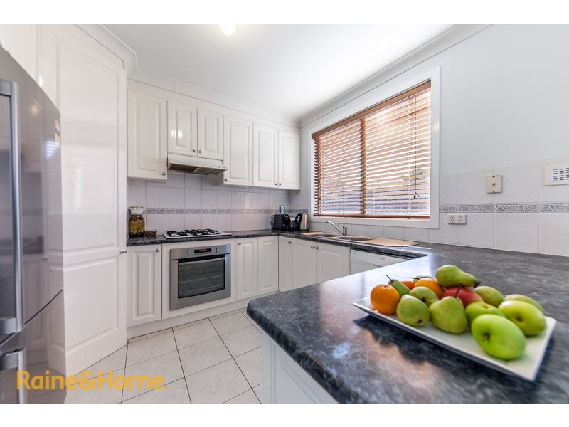 5/12 Hood Crescent, Fawkner VIC 3060