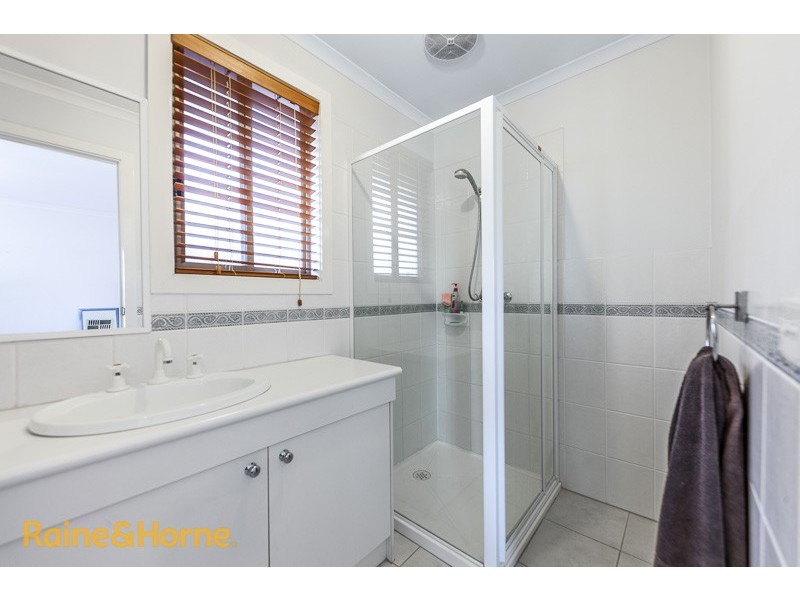 5/12 Hood Crescent, Fawkner VIC 3060