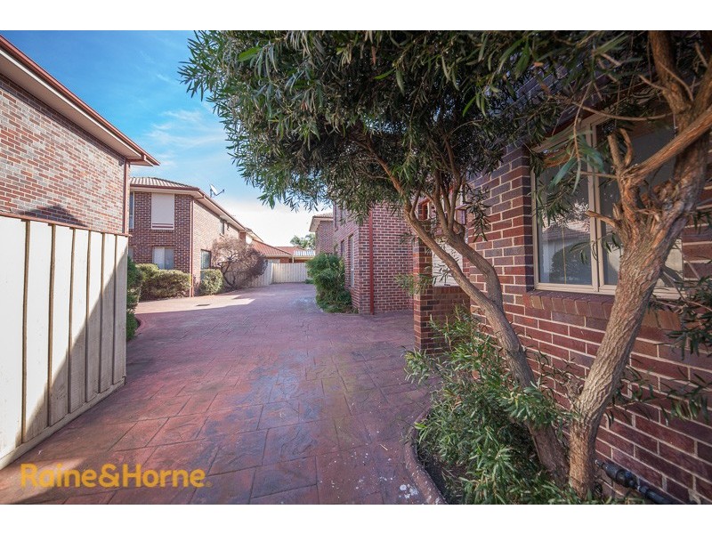 5/12 Hood Crescent, Fawkner VIC 3060