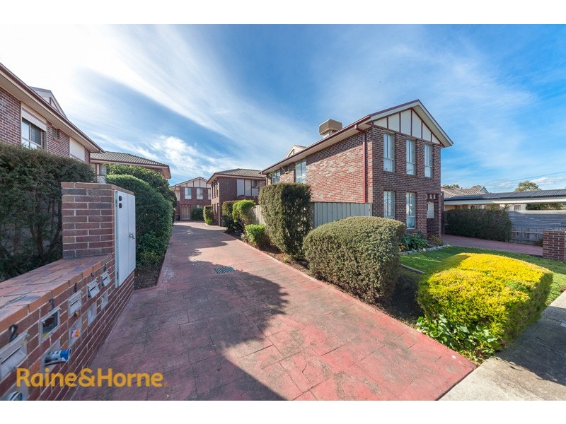 5/12 Hood Crescent, Fawkner VIC 3060