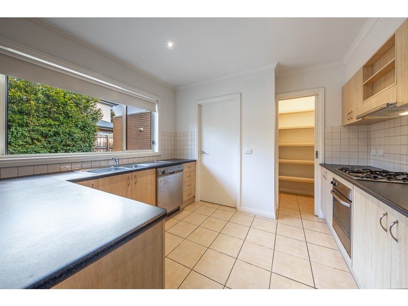 8/40-42 Darbyshire Street, Sunbury VIC 3429