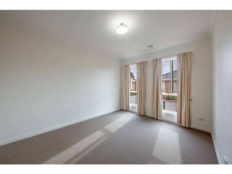 8/40-42 Darbyshire Street, Sunbury VIC 3429