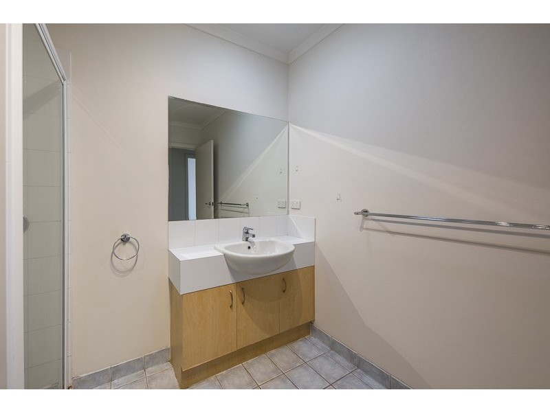 8/40-42 Darbyshire Street, Sunbury VIC 3429