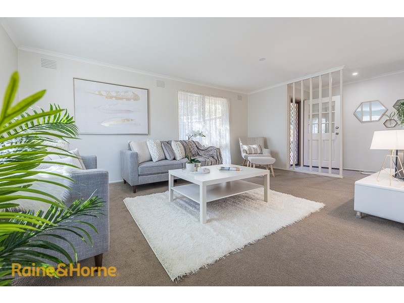 4 Curtin Drive, Sunbury VIC 3429