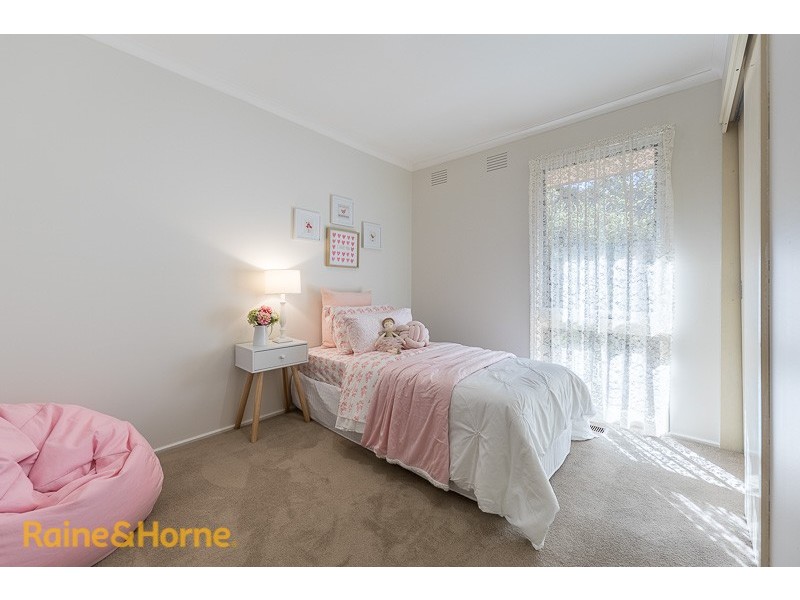 4 Curtin Drive, Sunbury VIC 3429