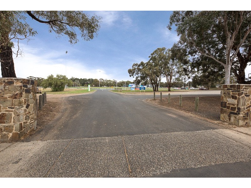 25-27 Cornish Street, Sunbury VIC 3429