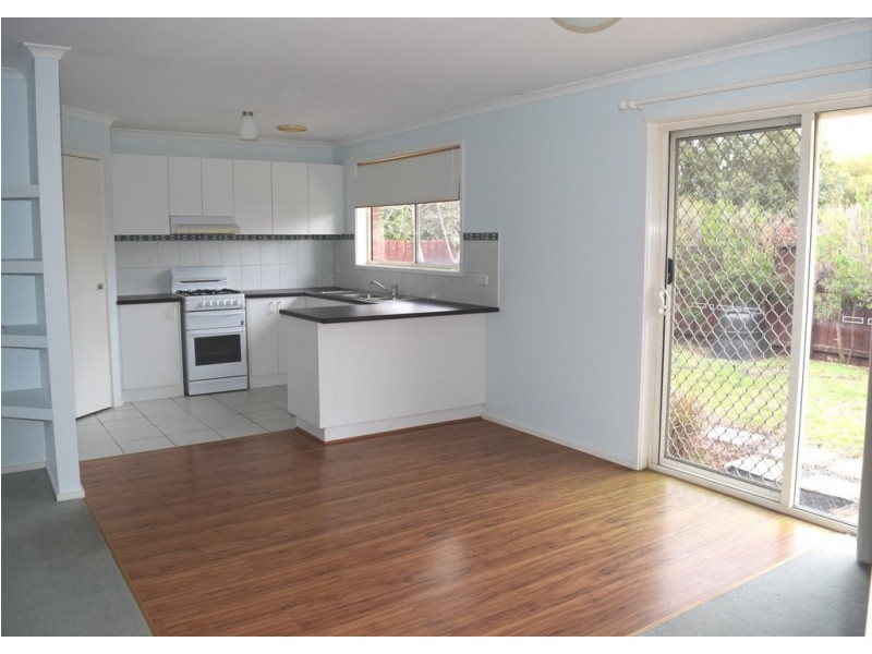 4 Peterhouse Court, Sunbury VIC 3429