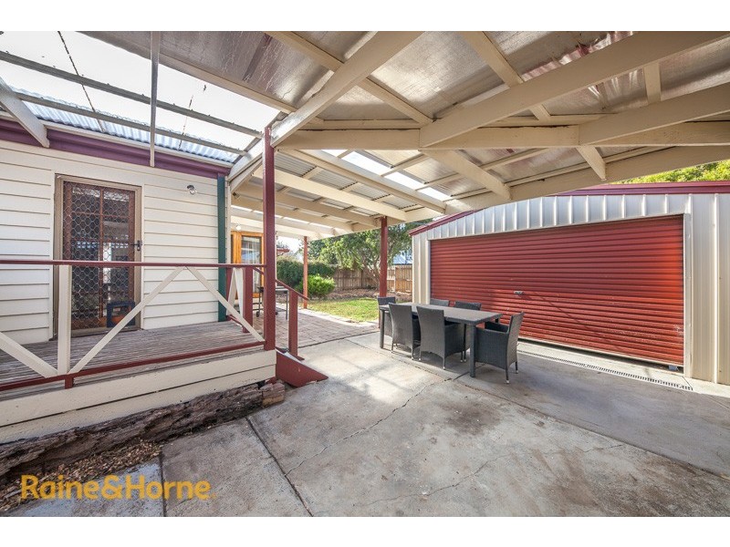 37 Flinders Street, Sunbury VIC 3429
