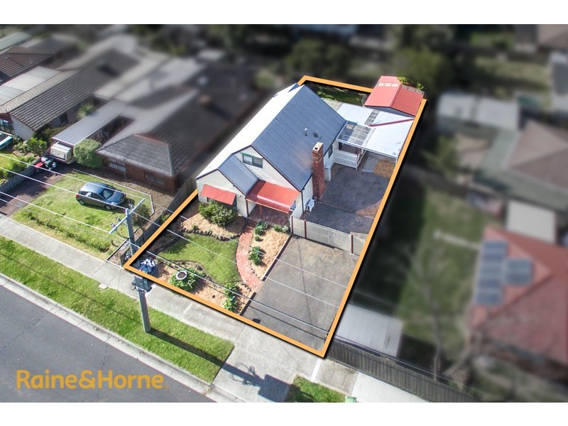 37 Flinders Street, Sunbury VIC 3429