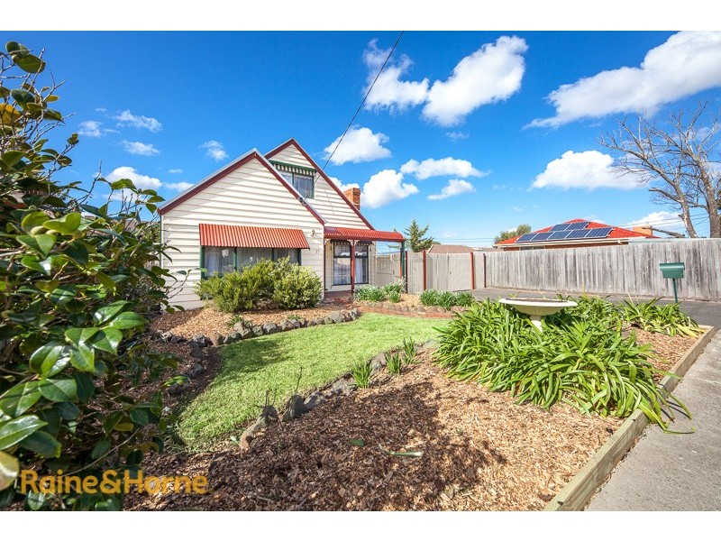 37 Flinders Street, Sunbury VIC 3429