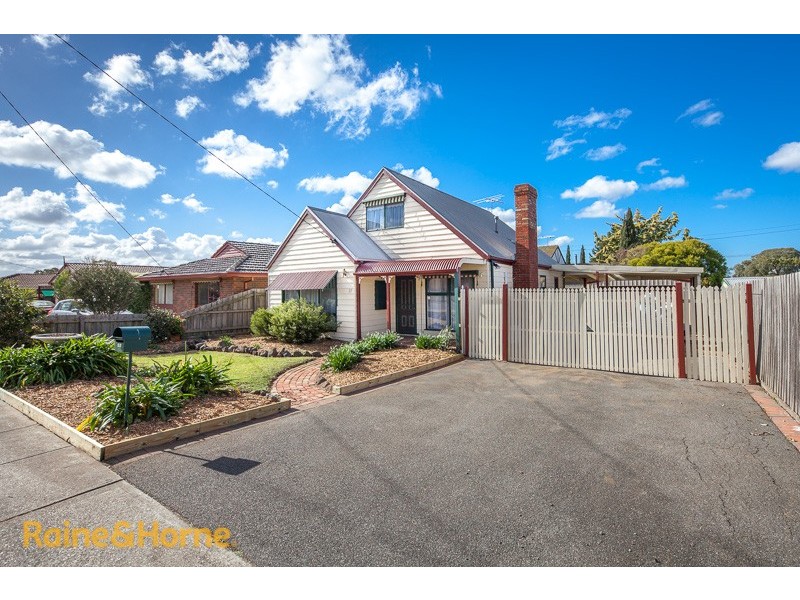 37 Flinders Street, Sunbury VIC 3429