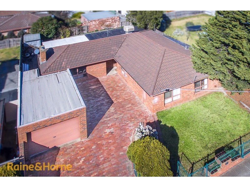 3 Stake Road, Diggers Rest VIC 3427