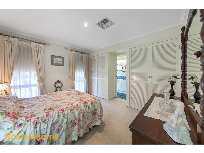 1 Ganton Court, Sunbury VIC 3429