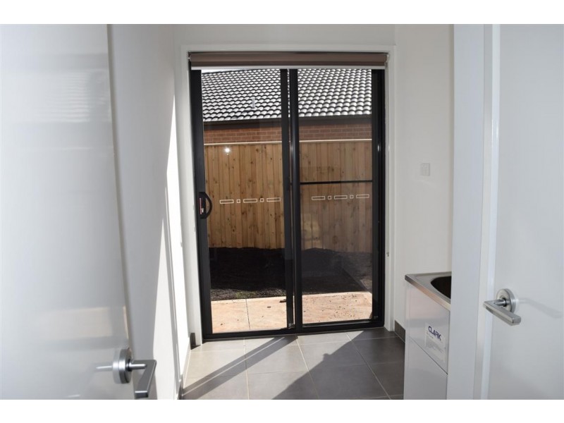 73 Rosenthal Boulevard, Sunbury VIC 3429
