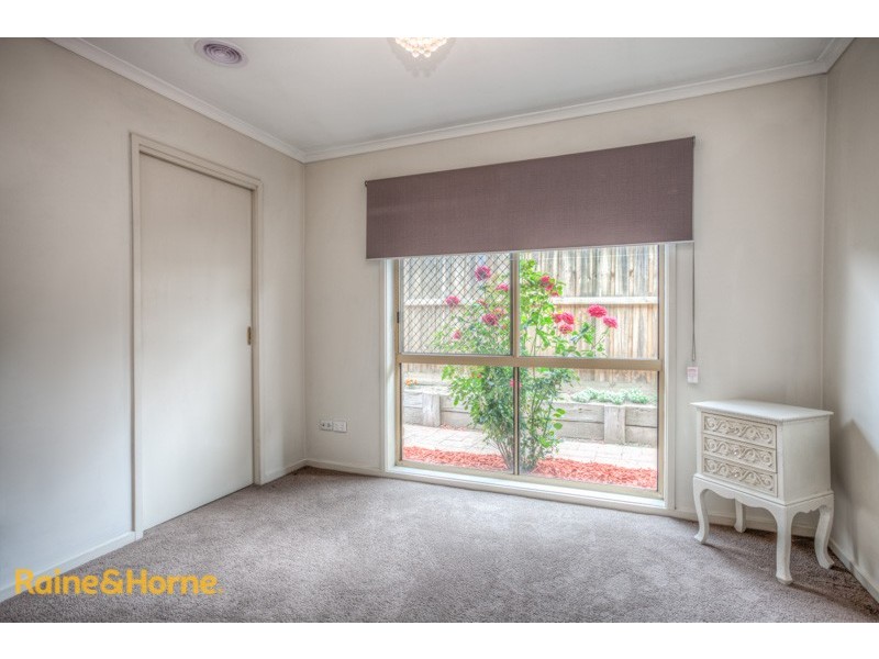 198 Elizabeth Drive, Sunbury VIC 3429