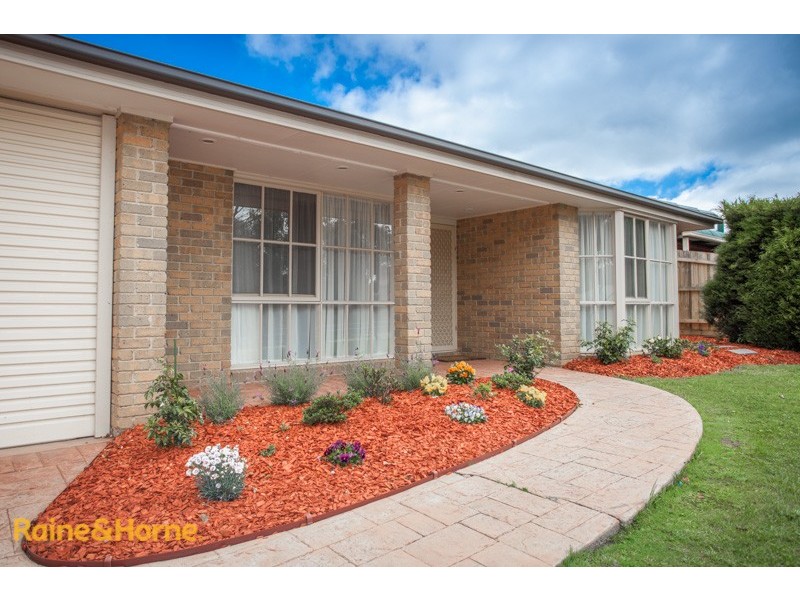 198 Elizabeth Drive, Sunbury VIC 3429