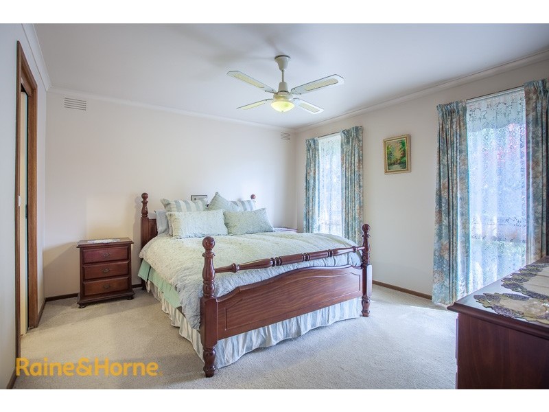 126 Riddell Road, Sunbury VIC 3429