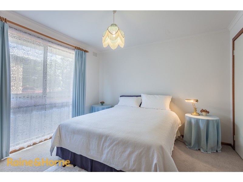 126 Riddell Road, Sunbury VIC 3429