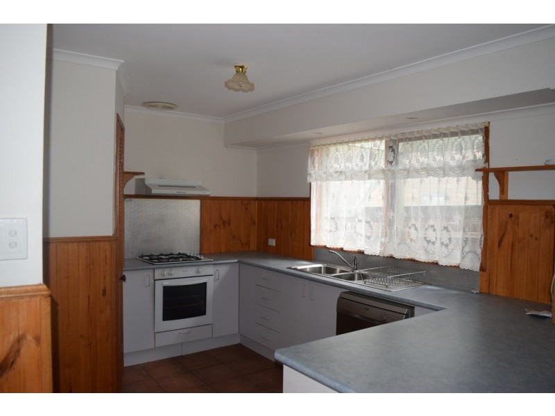 58 Davenport Drive, Sunbury VIC 3429