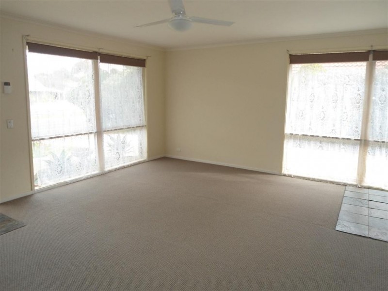 5 Carnoustie Drive, Sunbury VIC 3429