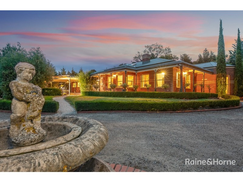 175 Gyro Close, Riddells Creek VIC 3431