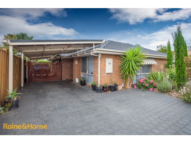 67 Muirfield Drive, Sunbury VIC 3429
