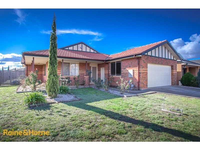 51 Bradman Drive, Sunbury VIC 3429