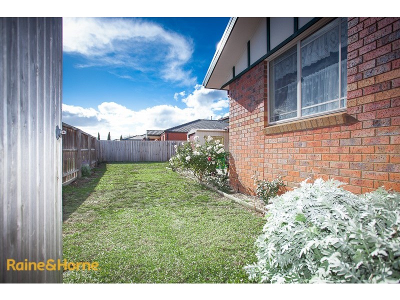 51 Bradman Drive, Sunbury VIC 3429