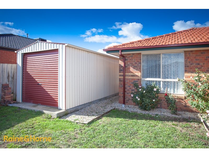 51 Bradman Drive, Sunbury VIC 3429