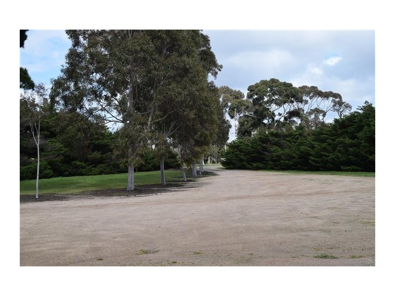 80 Lancefield Road, Sunbury VIC 3429