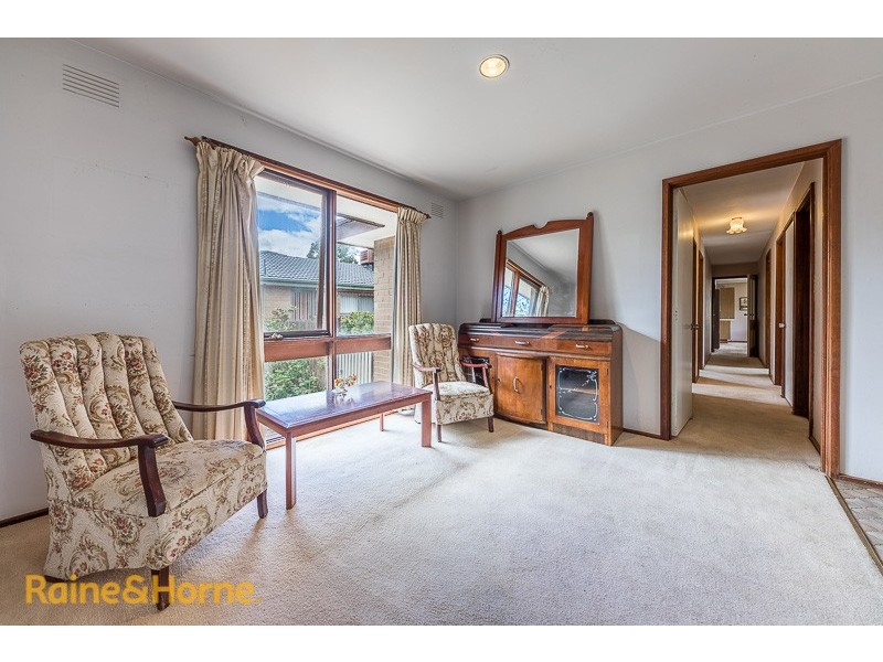 14 Hogan Street, Sunbury VIC 3429