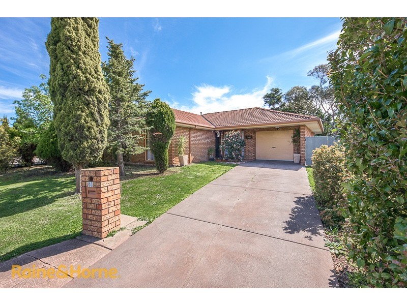 50 Dunrossil Drive, Sunbury VIC 3429