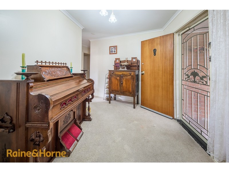 34 Heysen Drive, Sunbury VIC 3429