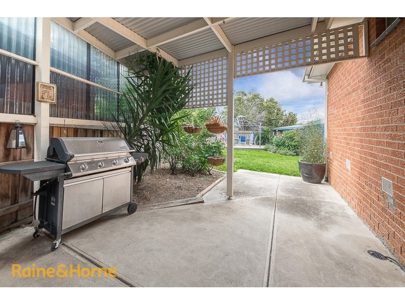 34 Heysen Drive, Sunbury VIC 3429