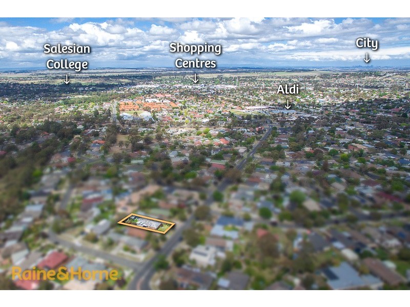 34 Heysen Drive, Sunbury VIC 3429