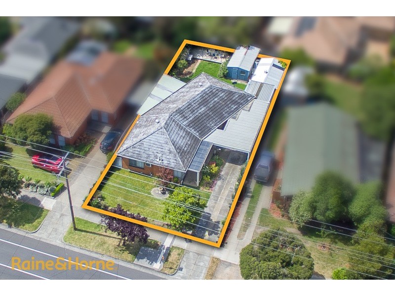 34 Heysen Drive, Sunbury VIC 3429