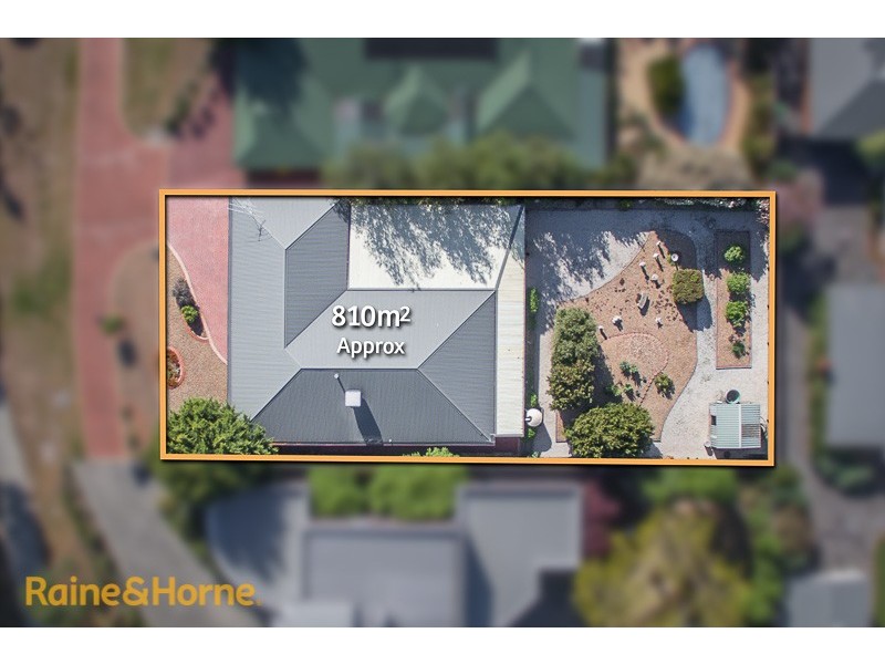 33 Kerrisdale Place, Sunbury VIC 3429