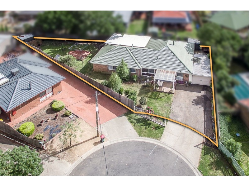 5 Flake Court, Diggers Rest VIC 3427