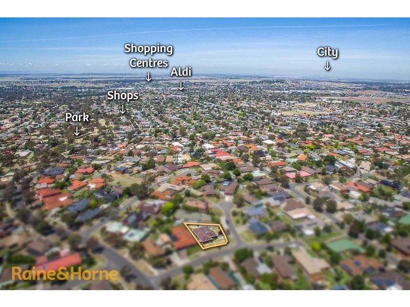 5 Crawford Way, Sunbury VIC 3429