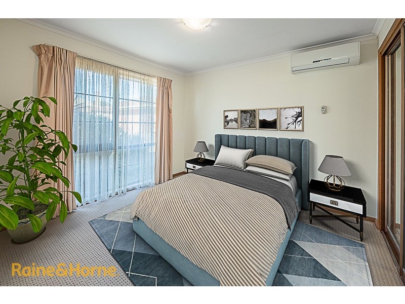 4/39-41 Ligar Street, Sunbury VIC 3429