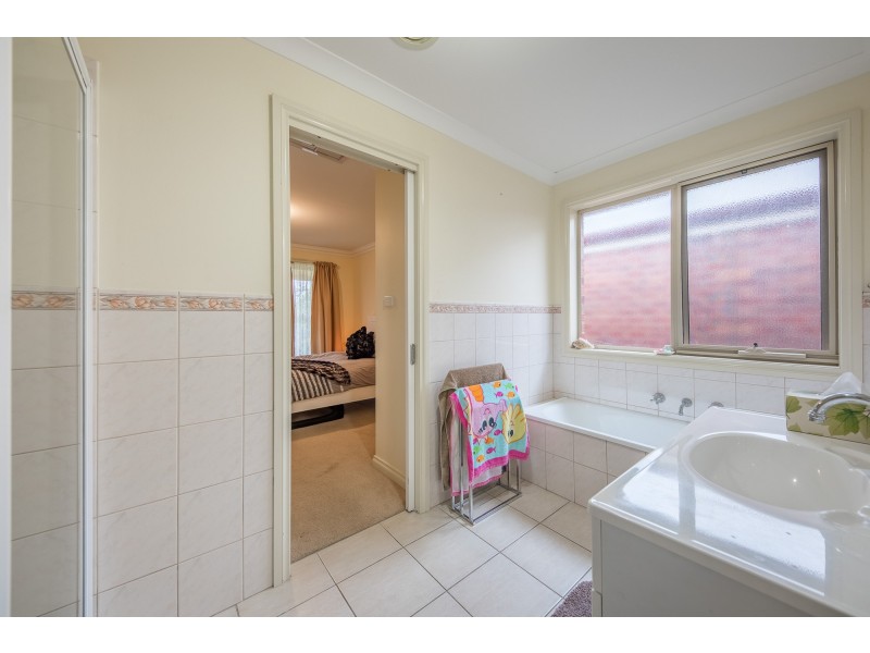 37B Miller Street, Sunbury VIC 3429