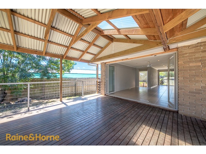 42 Burke Road, Sunbury VIC 3429