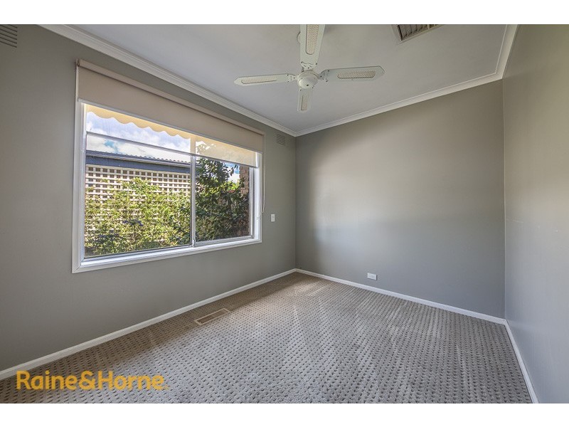 42 Burke Road, Sunbury VIC 3429