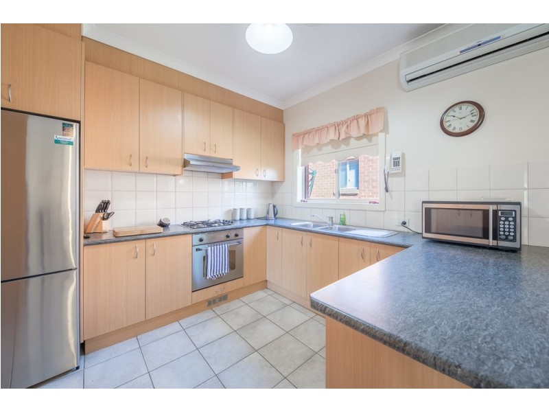 1/12-14 Pasley Street, Sunbury VIC 3429