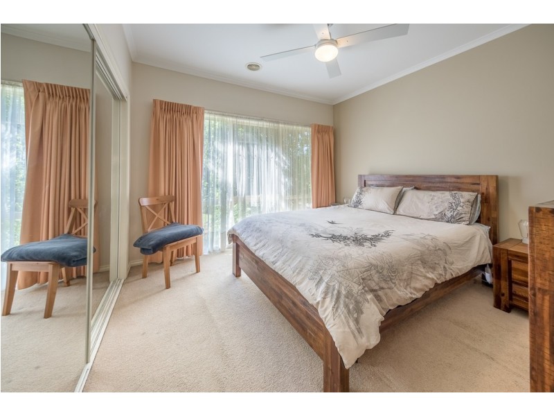 1/12-14 Pasley Street, Sunbury VIC 3429