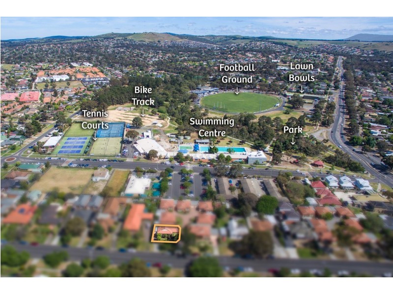 1/12-14 Pasley Street, Sunbury VIC 3429