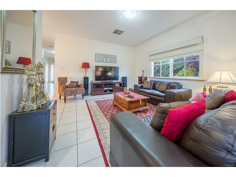 1/45 Harker Street, Sunbury VIC 3429